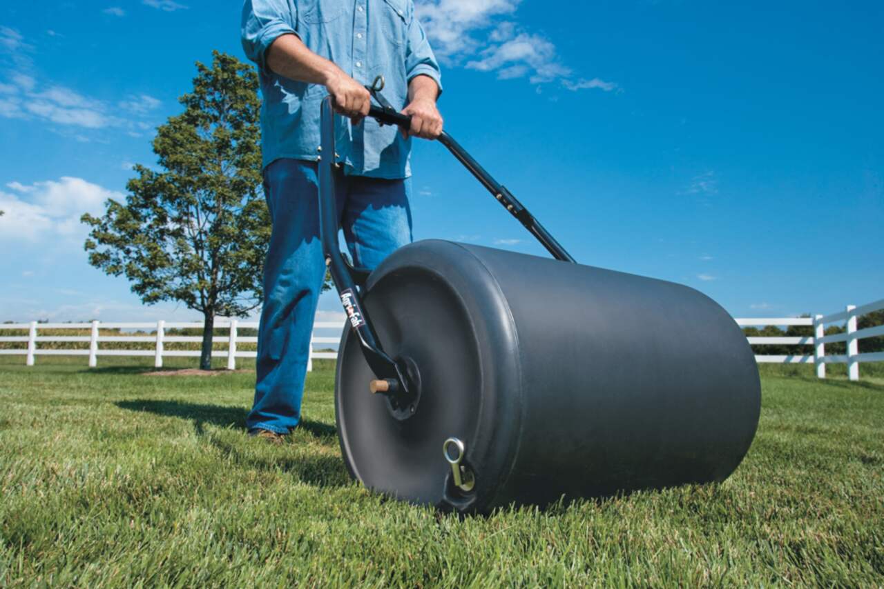Lawn roller 2025 canadian tire