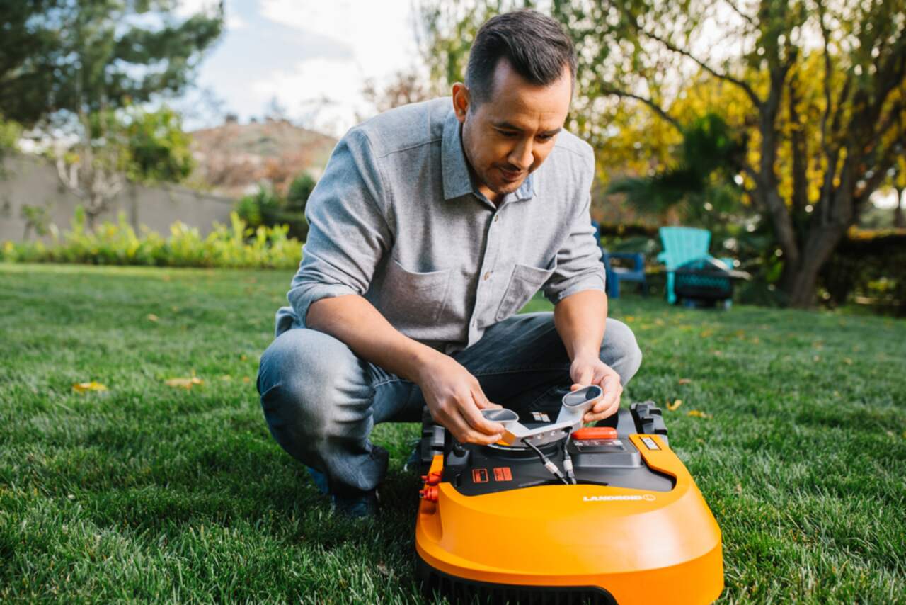 Canadian tire sale worx lawn mower