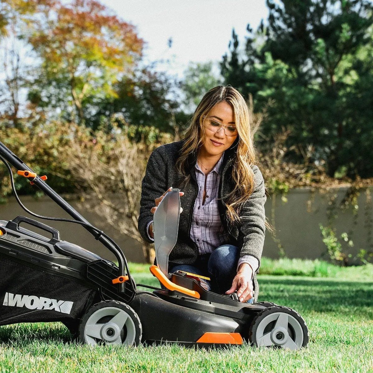 WORX WG911 Power Share 3 in 1 Combo Kit 40V Cordless Push Lawn