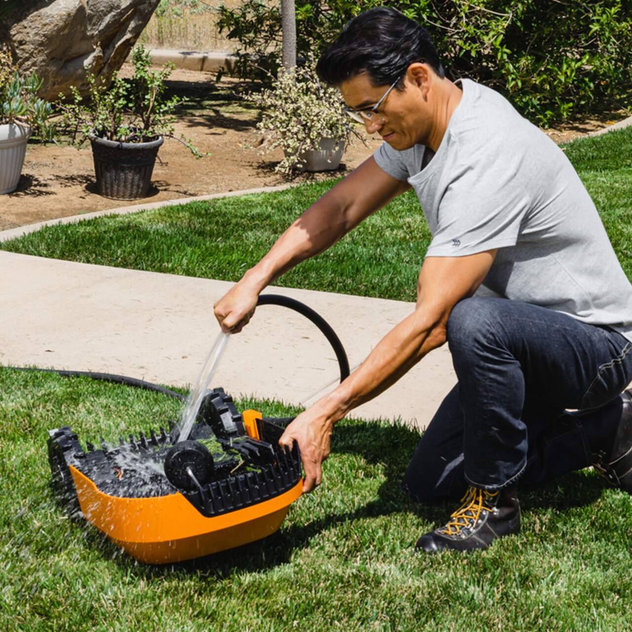Canadian tire 2025 worx lawn mower