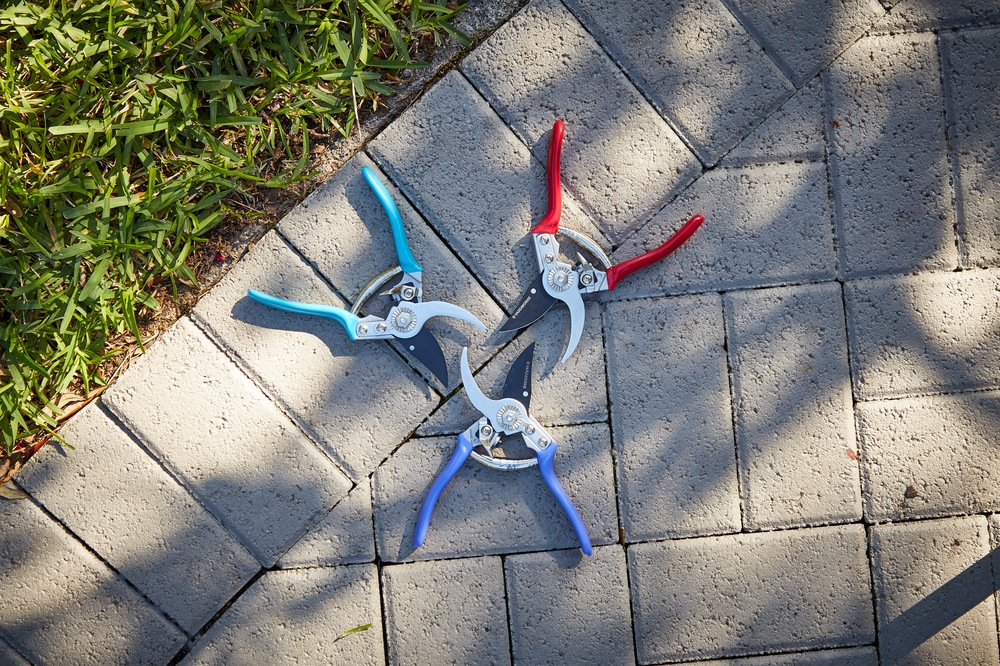 Yardworks Coloured Pruner Canadian Tire