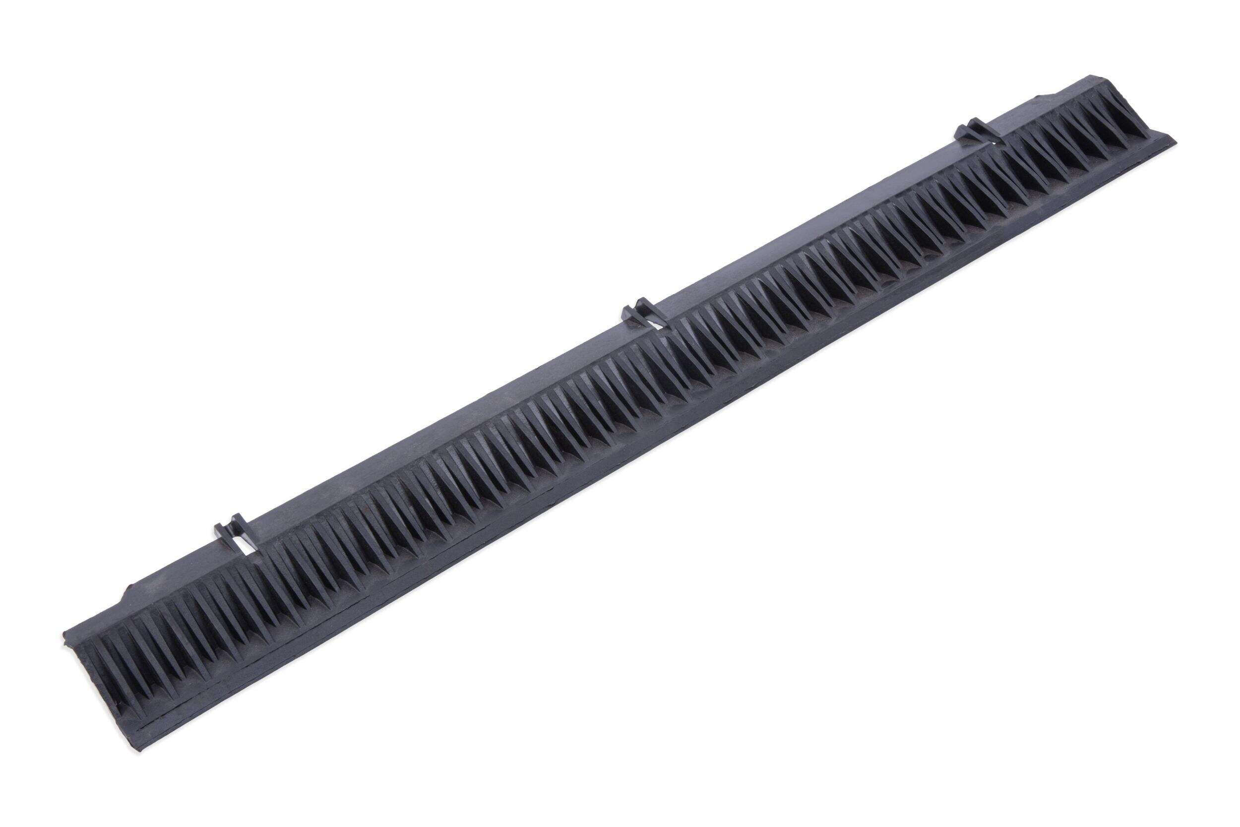 Grattoir pour 060-0583 (souffleuse à neige électrique à fil Yardworks, 15 A, 22 po) Front_Angled_Right