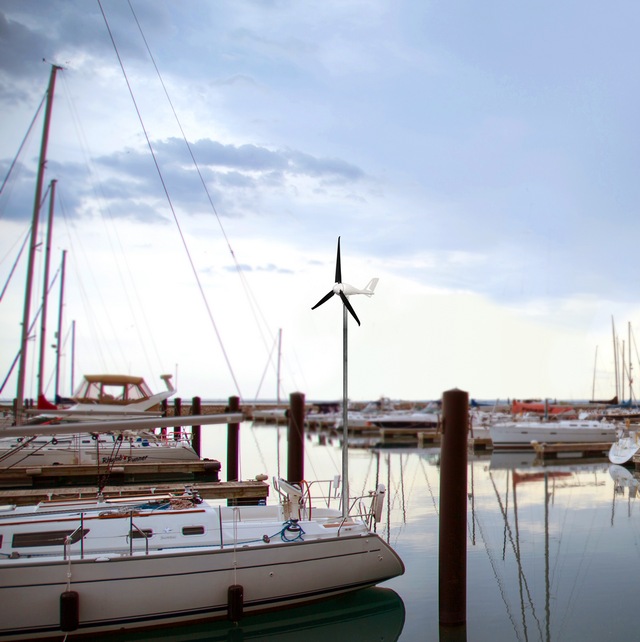 Coleman 400 Watt Land and Marine Wind Turbine Generator Canadian Tire