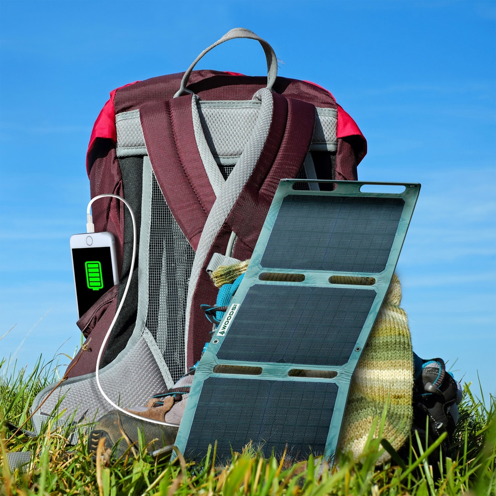 Woods™ 21W Portable Solar Panel Canadian Tire