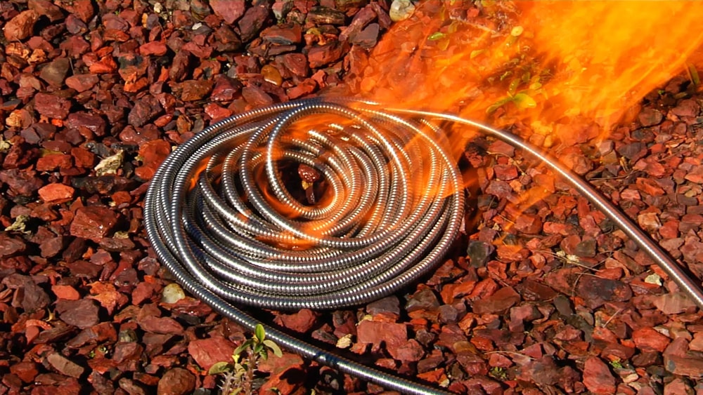 Bionic Lightweight HeavyDuty Stainless Steel Garden Hose, Rust Free, 5/8in x 50ft Canadian Tire