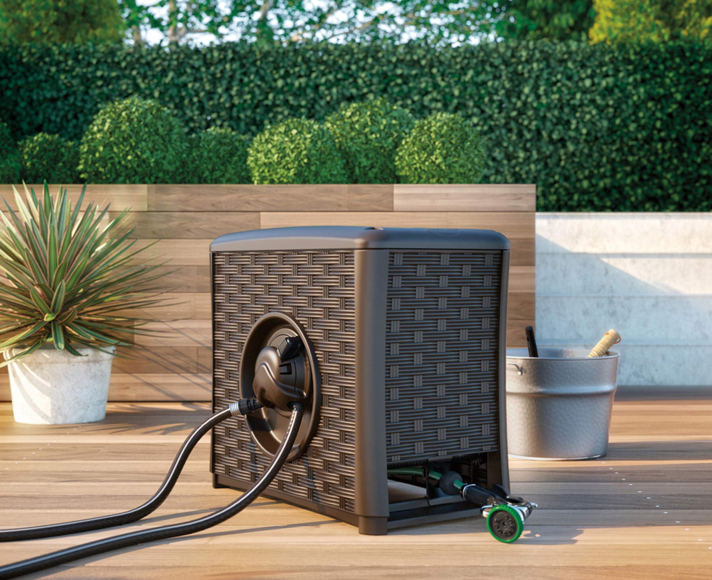 Dévidoir automatique Suncast AquaWinder, 125 pi Canadian Tire