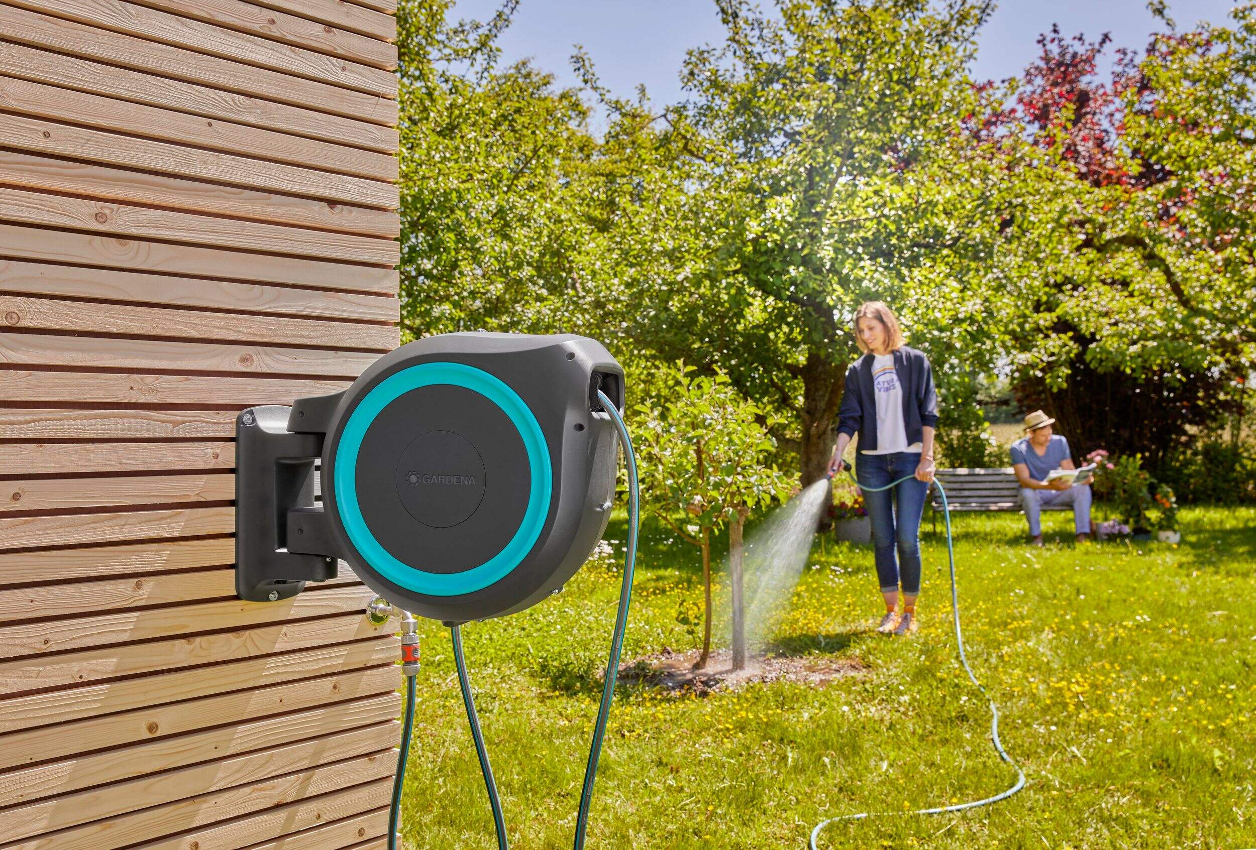 Gardena Wall Mounted Auto Hose Reel with Nozzle, 115ft Canadian Tire