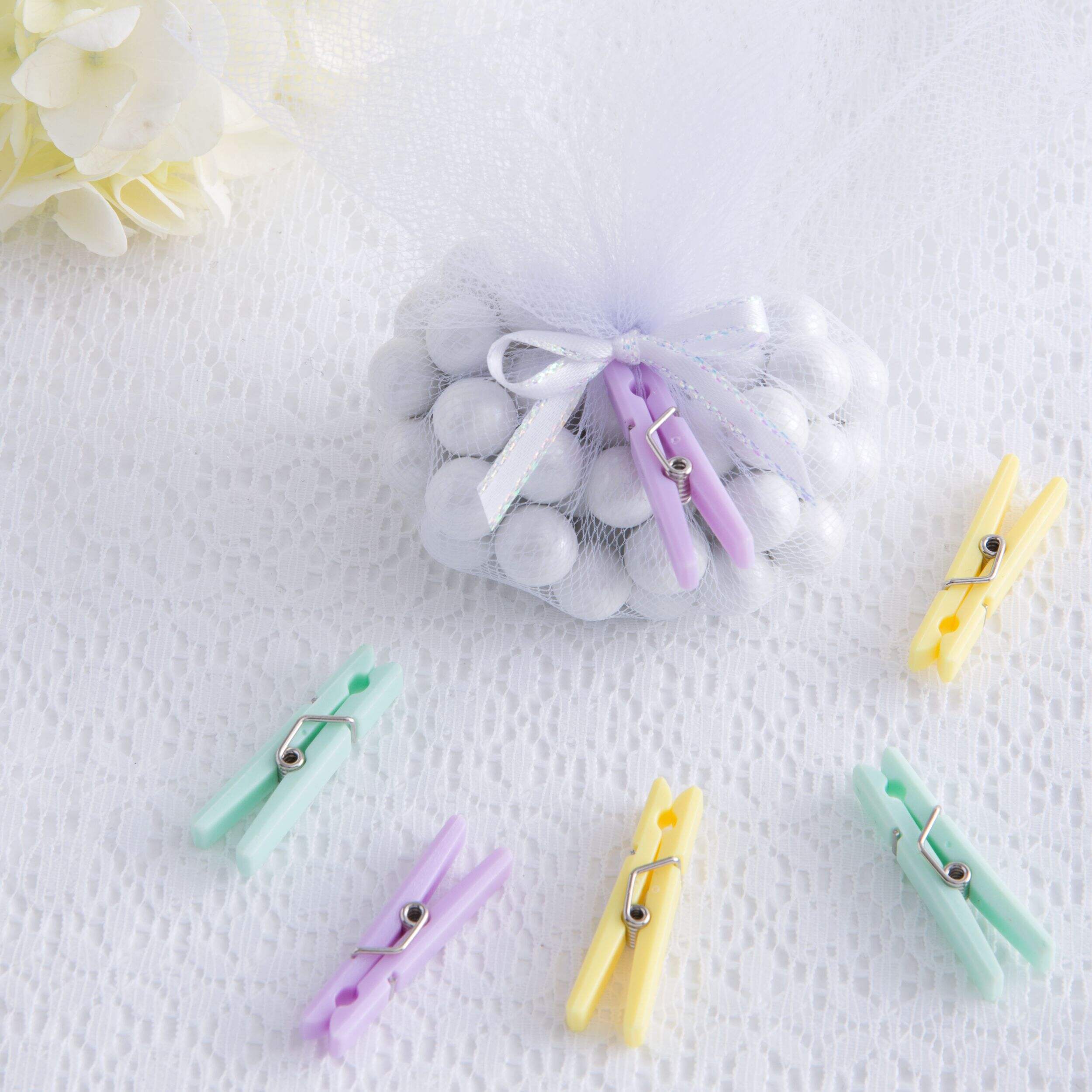 Multi-Colour Clothespin Baby Shower Favour Charms, 24-pk Composite_or_Mixed