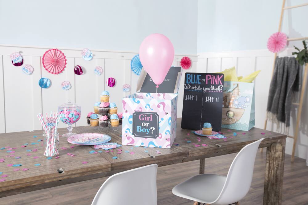 Small Pink & Blue Gender Reveal Box