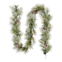 Guirlande de Noël enneigée illuminée à DEL CANVAS Charlotte, 9 pi Front_Flat