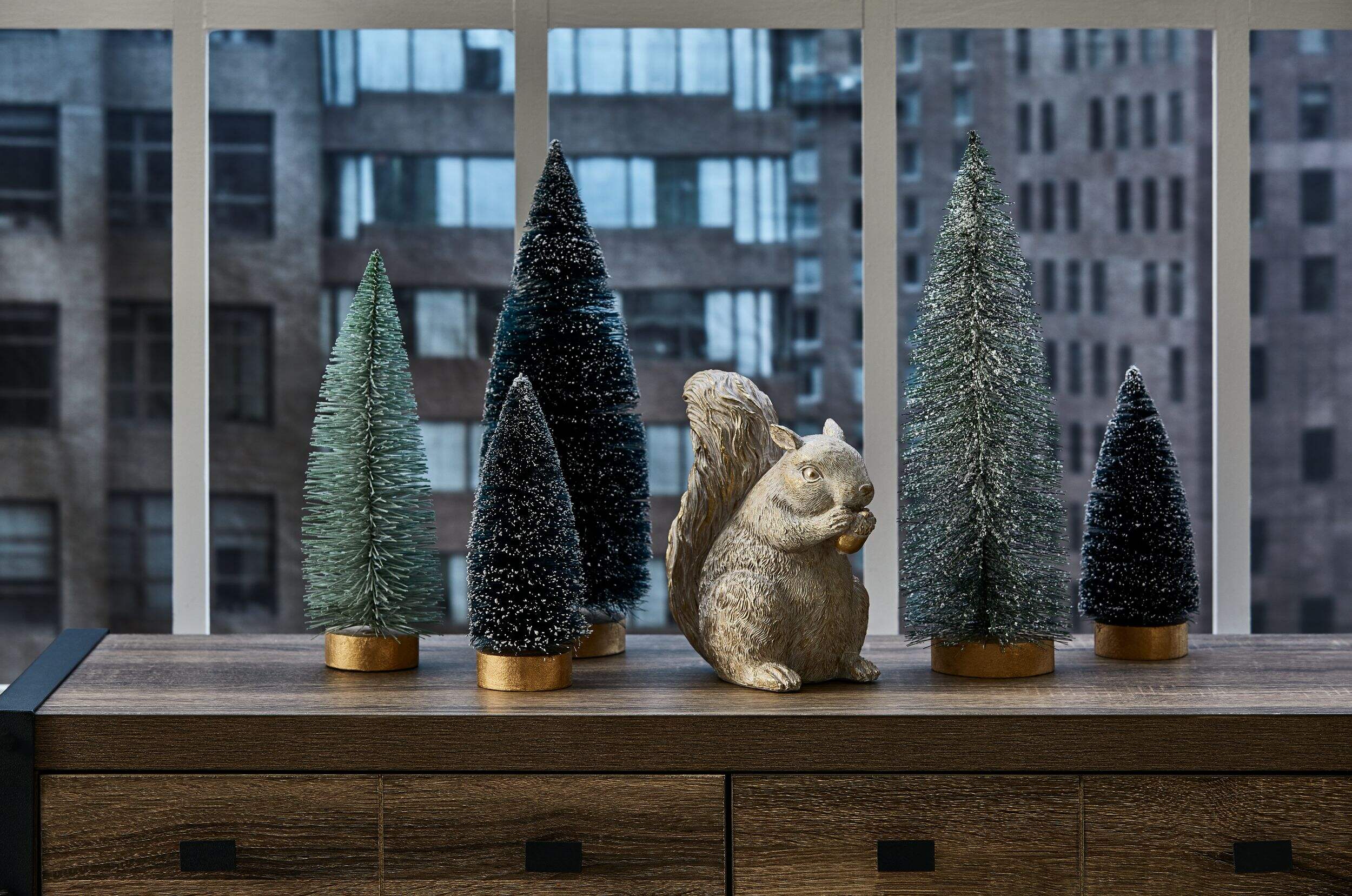 CANVAS Écureuil en résine Canadian Tire