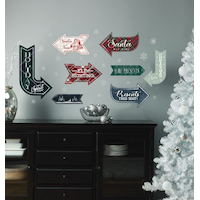 Décoration de Noël Design Group, décalcomanies murales, autocollants à peler et coller réutilisables à motifs écossais des fêtes Front_Flat