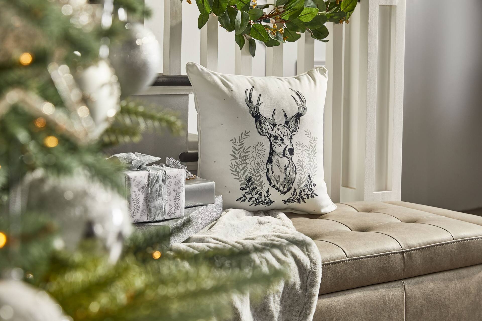 Stag head pillows sale