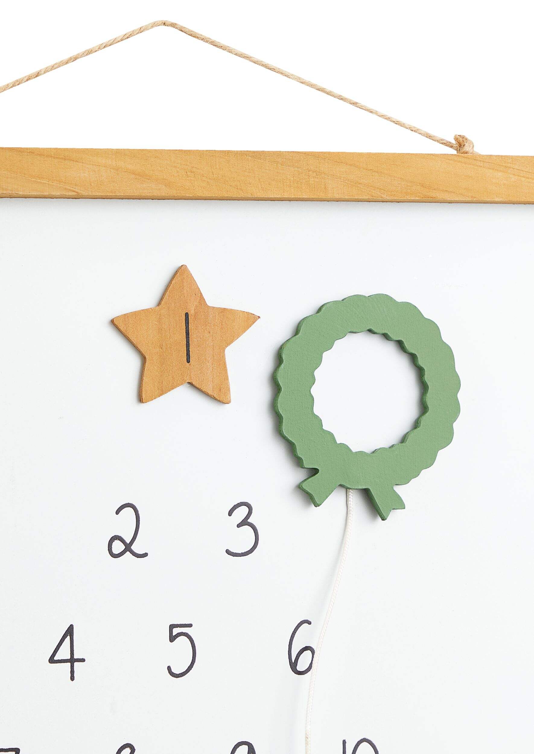 CANVAS Countryside Christmas Magentic, Hanging Wall Advent Calendar with Wooden Wreath, 40 1/2