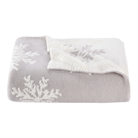 Jeté réversible de Noël à motif de flocon de neige gris CANVAS Collection Givre argenté Gris, 50 x 60 po