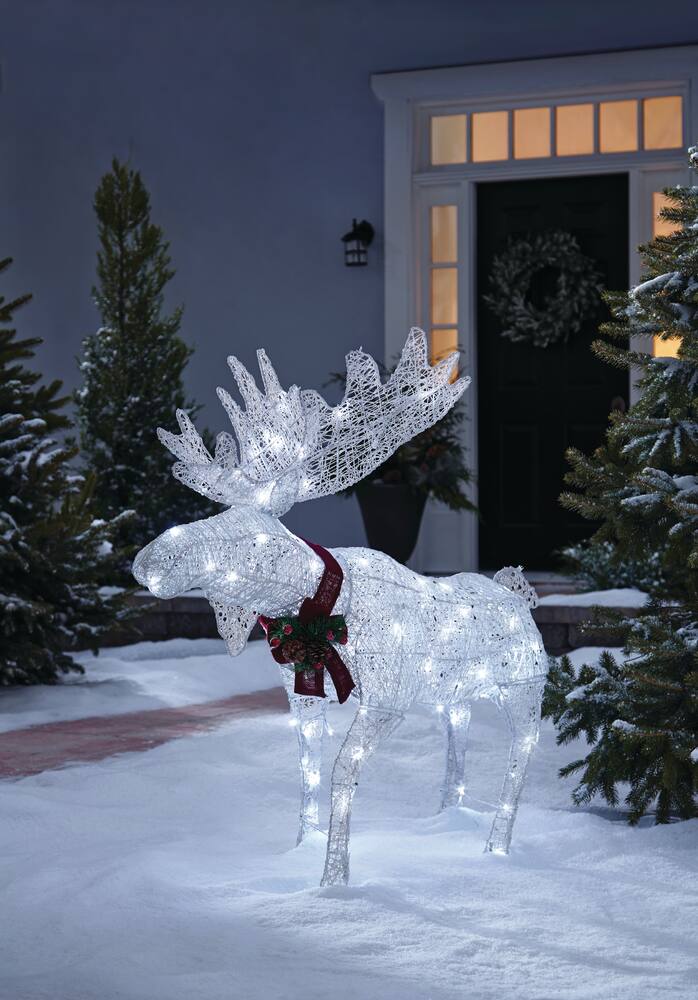 lighted moose lawn decoration