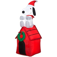 Gemmy Inflatable Snoopy Christmas Holiday Decoration, 4-ft Front_Angled_Left
