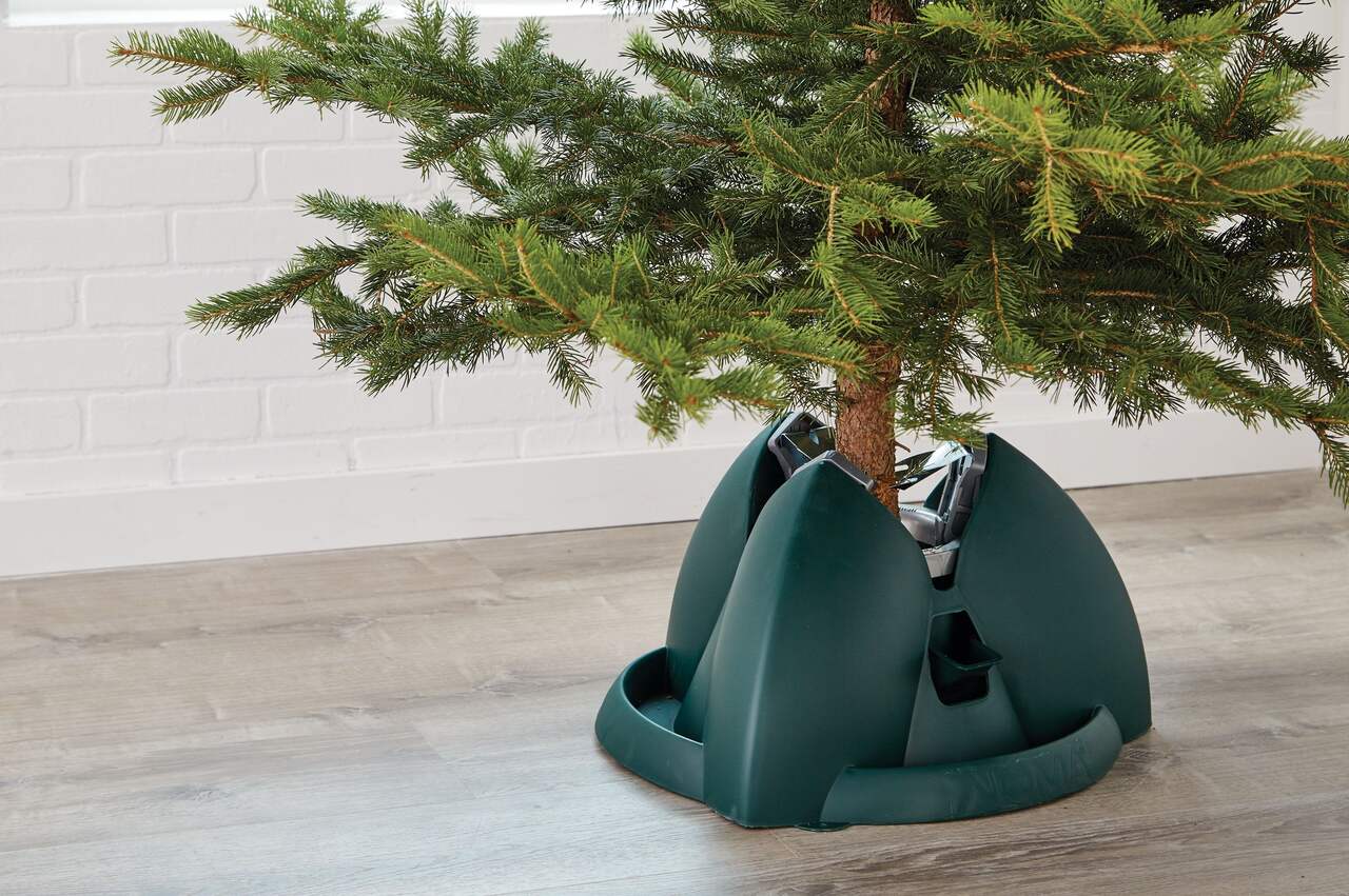 Noma Christmas Tree Quick Stand with 6L Water Reservoir, Easy Set Up, Up to  11-ft Real Trees