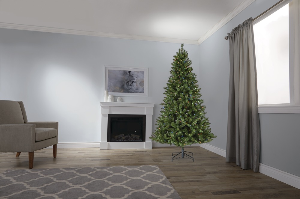 NOMA PreLit LED Henry Fir Christmas Tree, 7ft Canadian Tire