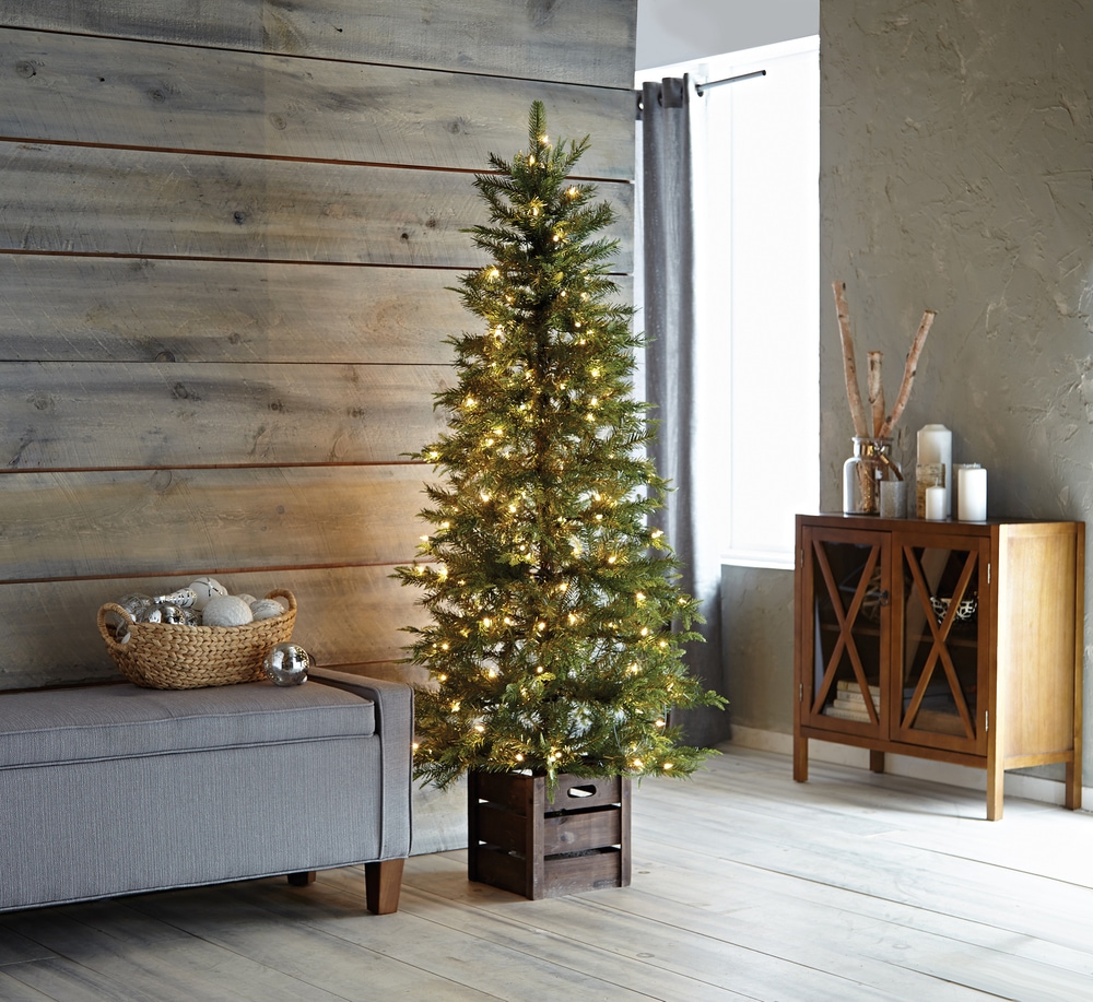 CANVAS PreLit Bromley Fir Potted Christmas Tree, 6ft Canadian Tire