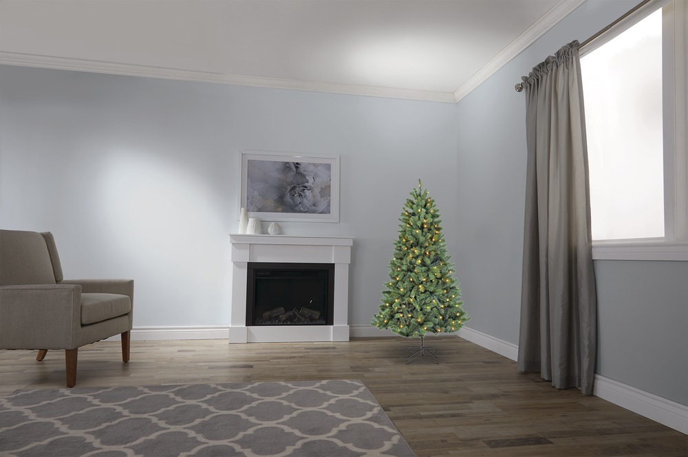 NOMA PreLit Kawartha Christmas Tree, 6.5ft Canadian Tire