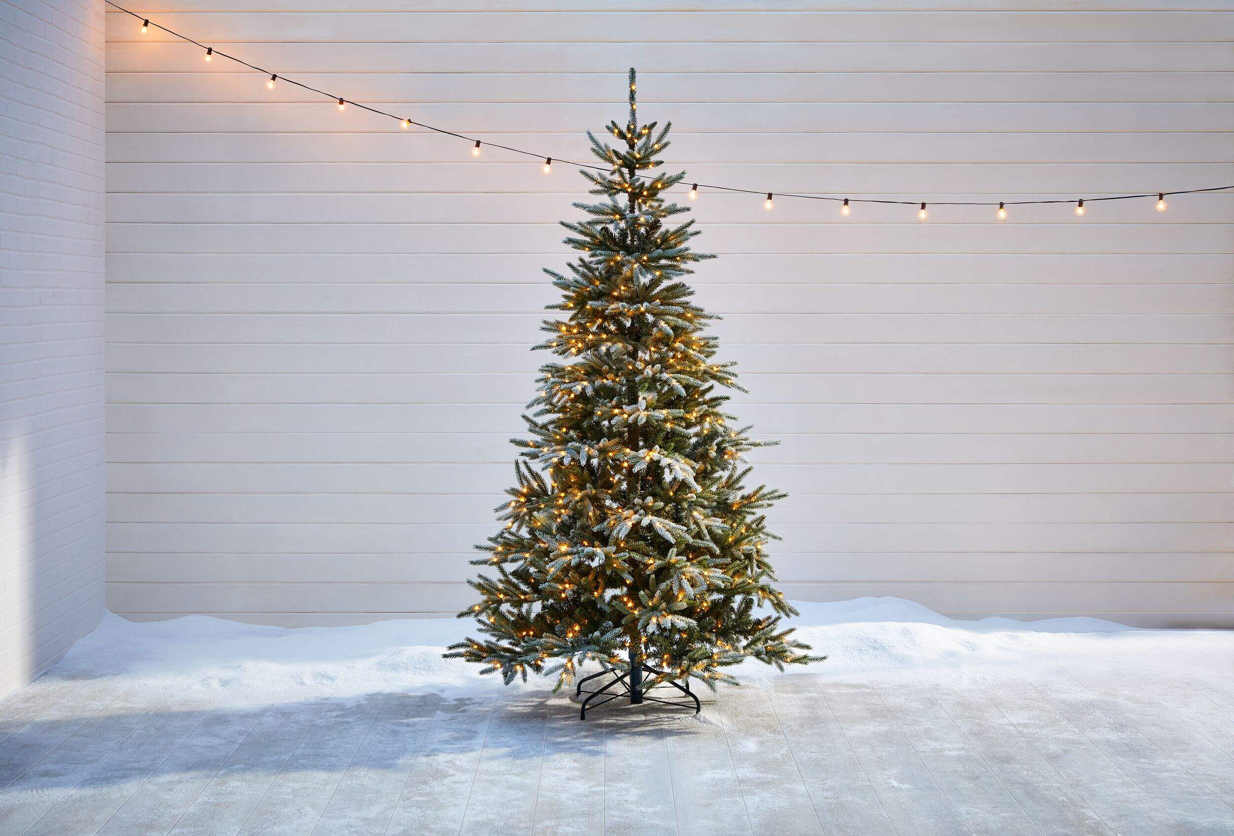 NOMA PreLit Snow Dusted Alpine Christmas Tree with Tree Stand, 650 LED