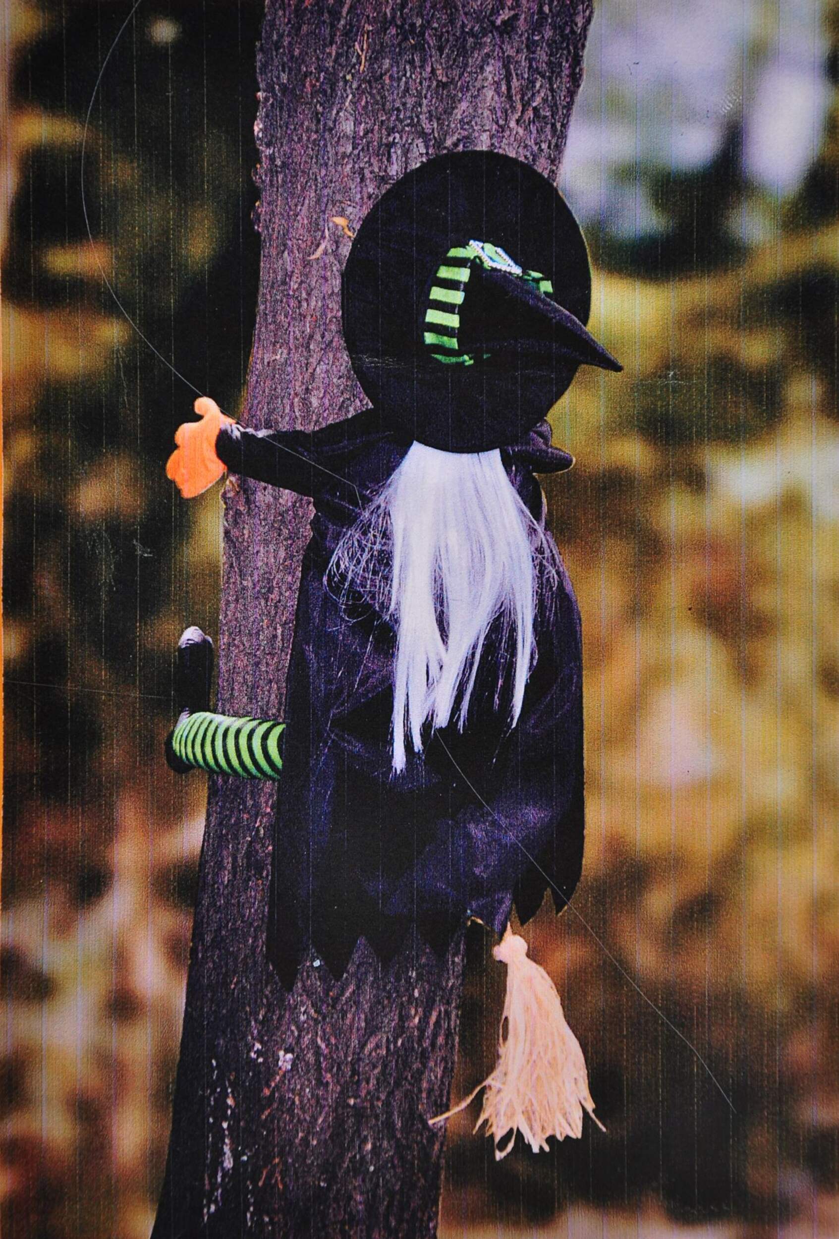 Outdoor Crashing Witch Decor Front_Flat