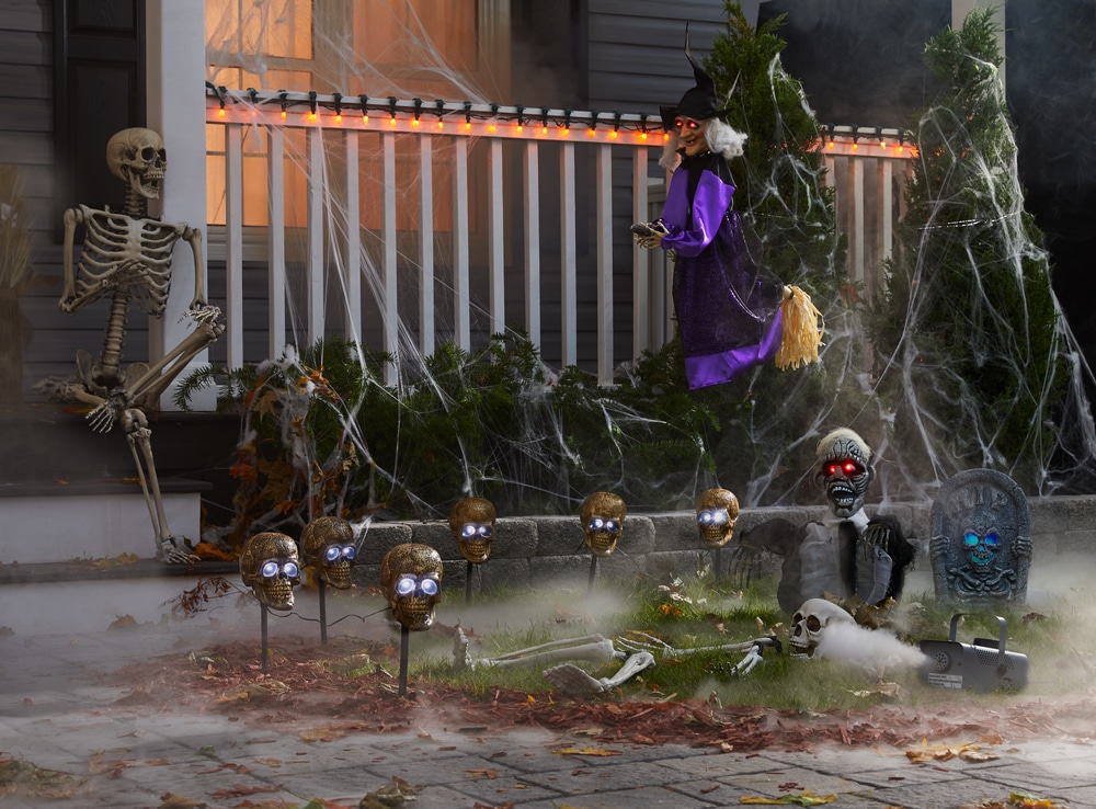 Gemmy Mini Water Based Fog Machine with 400W LED Lights for Halloween