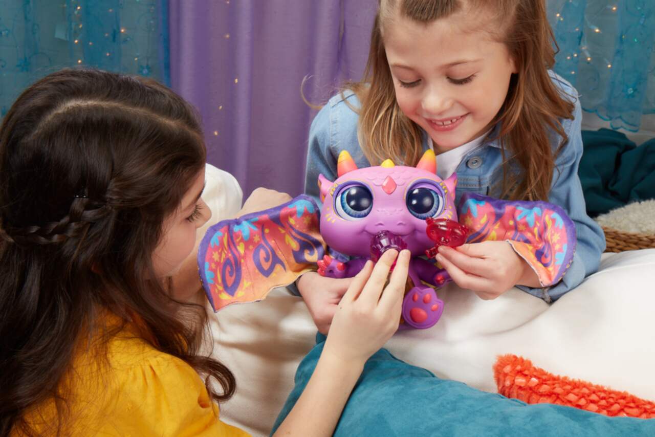 furReal, peluche interactive Bébé Dragon Moodwings, + de 50 sons et  réactions, dès 4 ans 