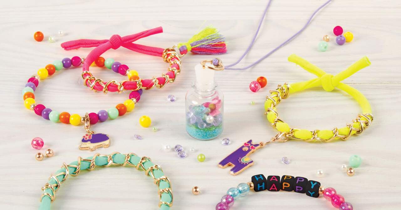 Make It Real – Ultimate Bead Studio. DIY Tween Girls Beaded Jewelry Making  Kit. Arts and Crafts Kit Guides Kids to Design and Create Beautiful