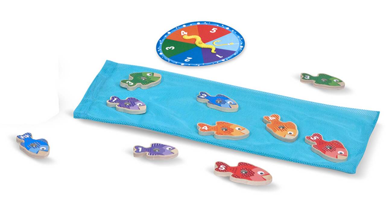 Melissa & Doug 12-Piece Magnetic Fish Wooden Fishing Game with Rods and Reels