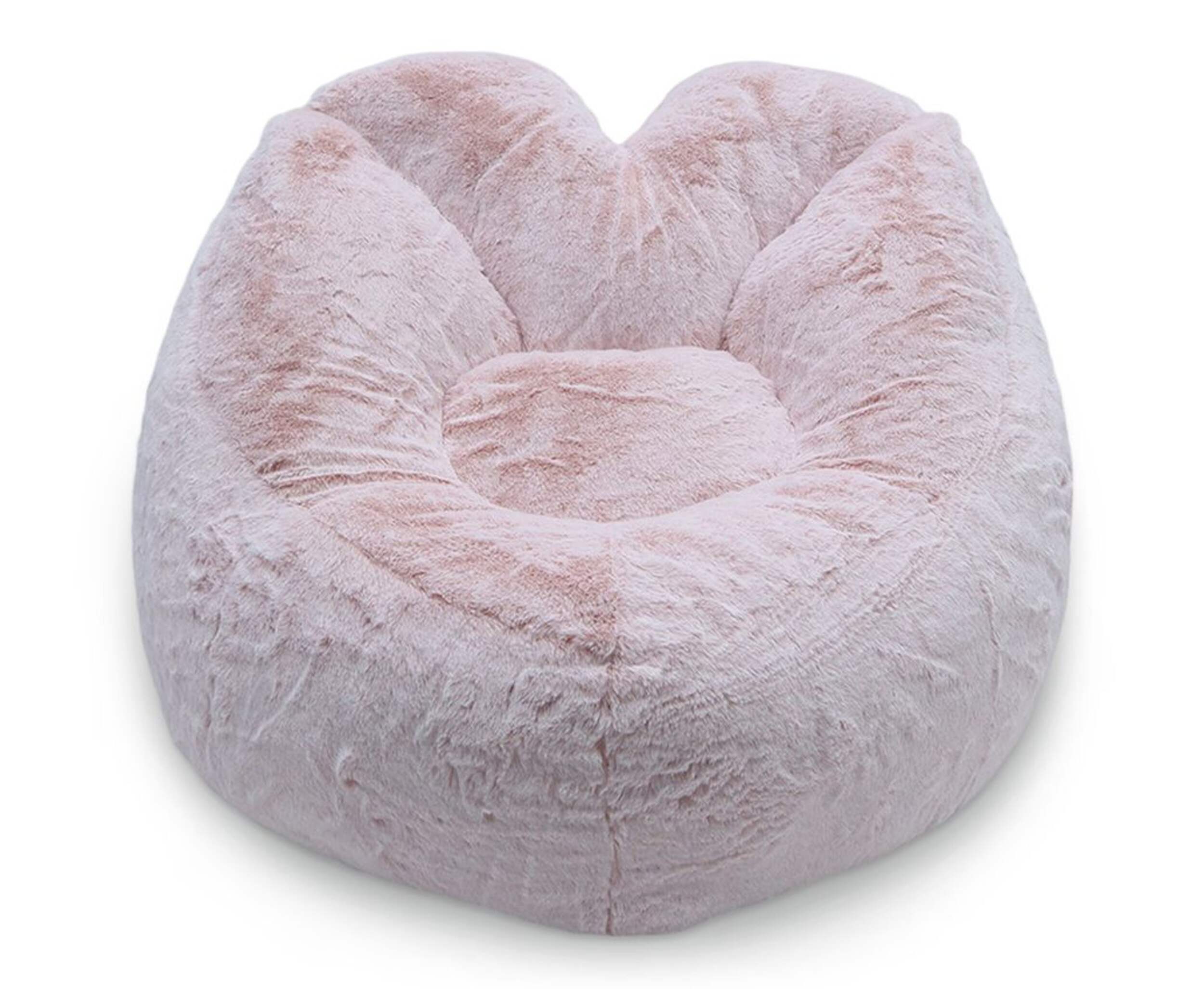 Kids' Plush Pink Heart Chair Front_Elevated