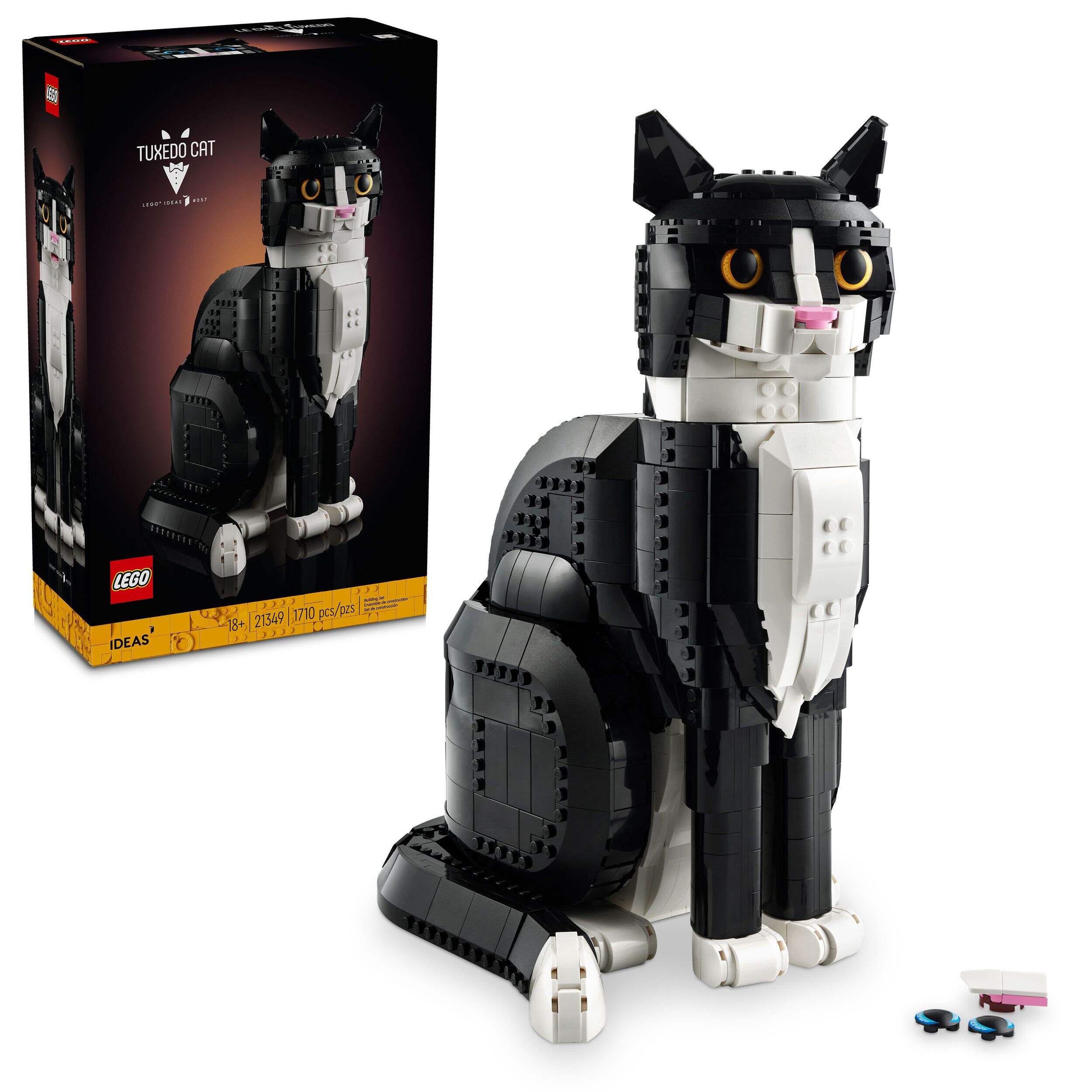 LEGO® Ideas Tuxedo Cat - 21349 Front_Angled_Right