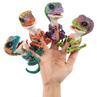 Fingerlings Untamed Baby Velociraptors, Bilingual, Assorted