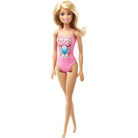 Barbie, à la plage