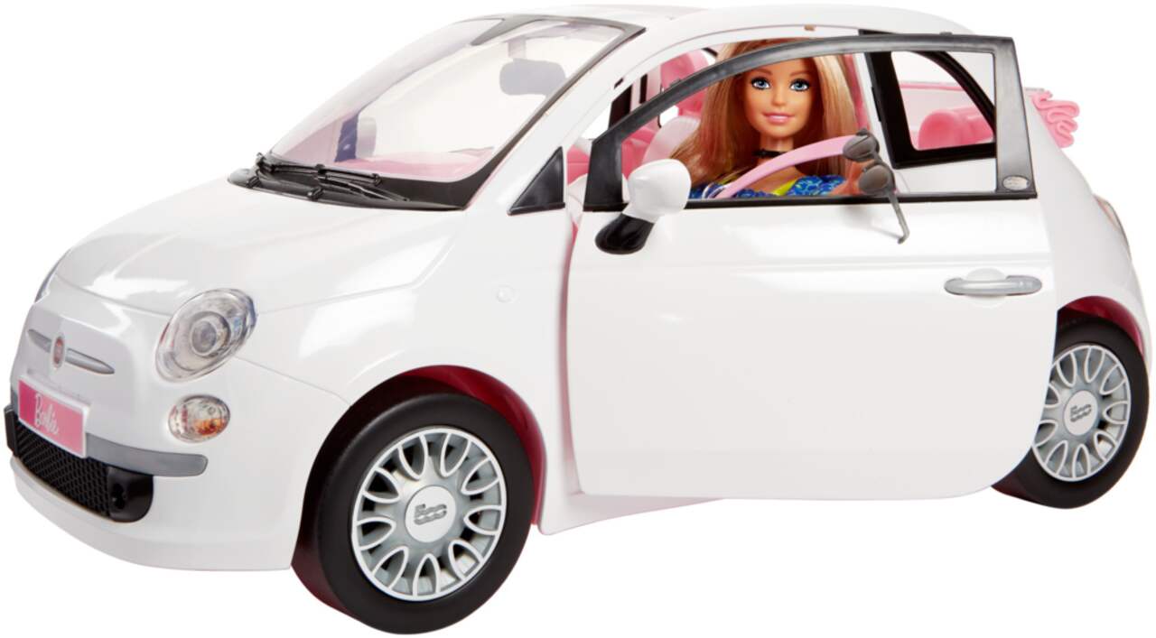 Barbie et sa Fiat 500 BARBIE prix pas cher