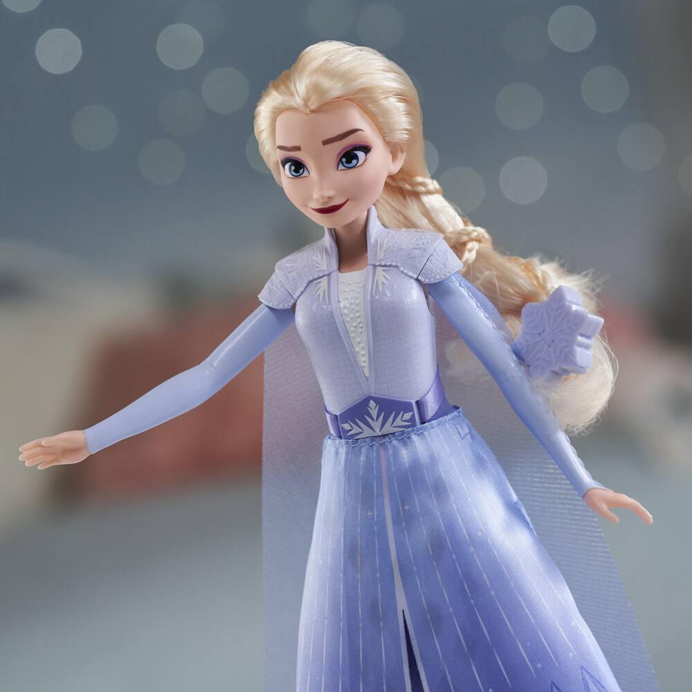 disney's frozen 2 anna's queen transformation