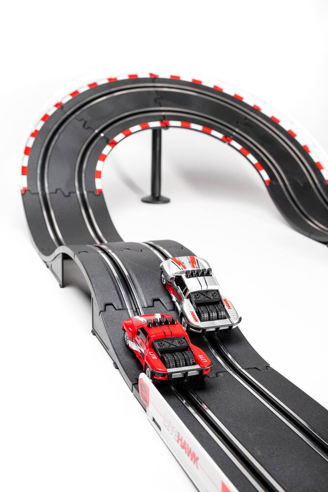 LiteHawk 1:43 Stadium Racers Circuit Slot Car Set | Canadian Tire