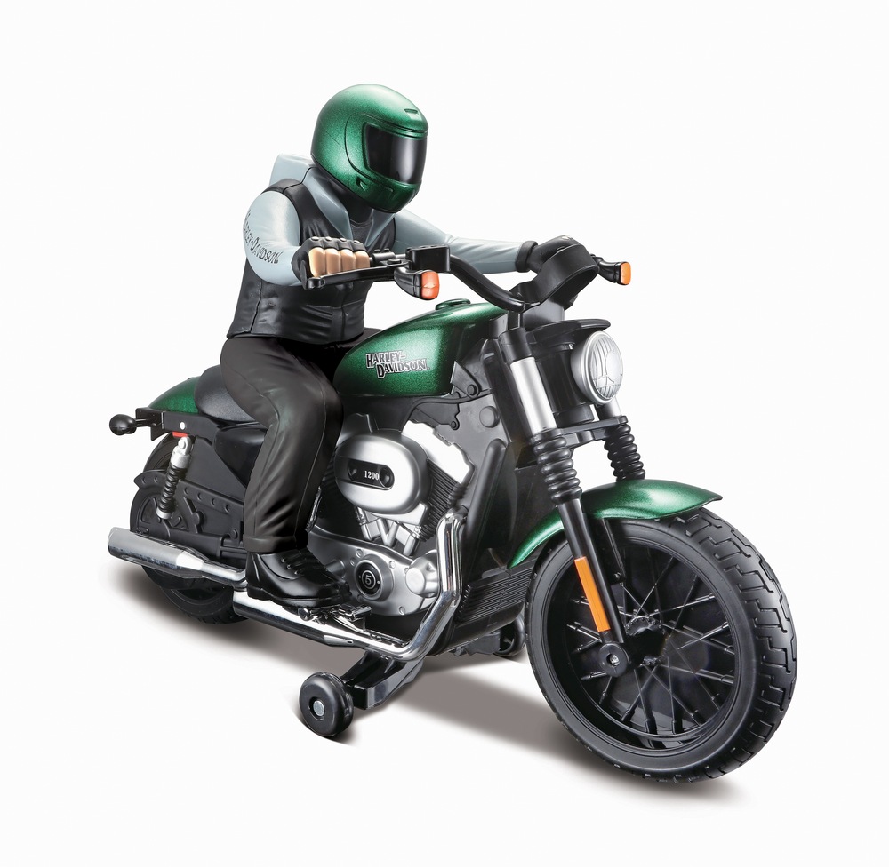 Remote Control Harley Davidson Motorcycle with Rider Canadian Tire