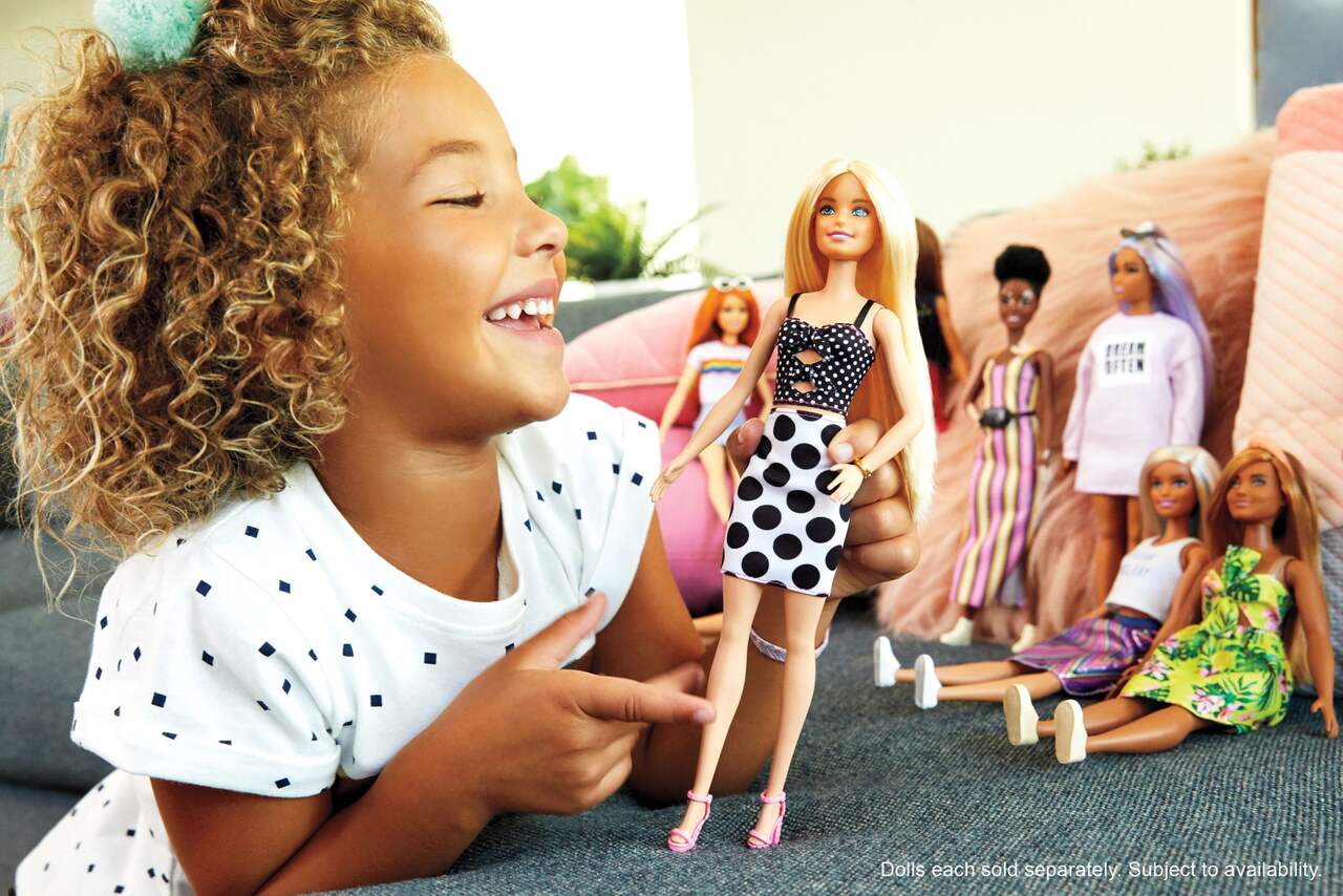Poupée Mattel Barbie Fashionista, choix varié, 3 ans et plus