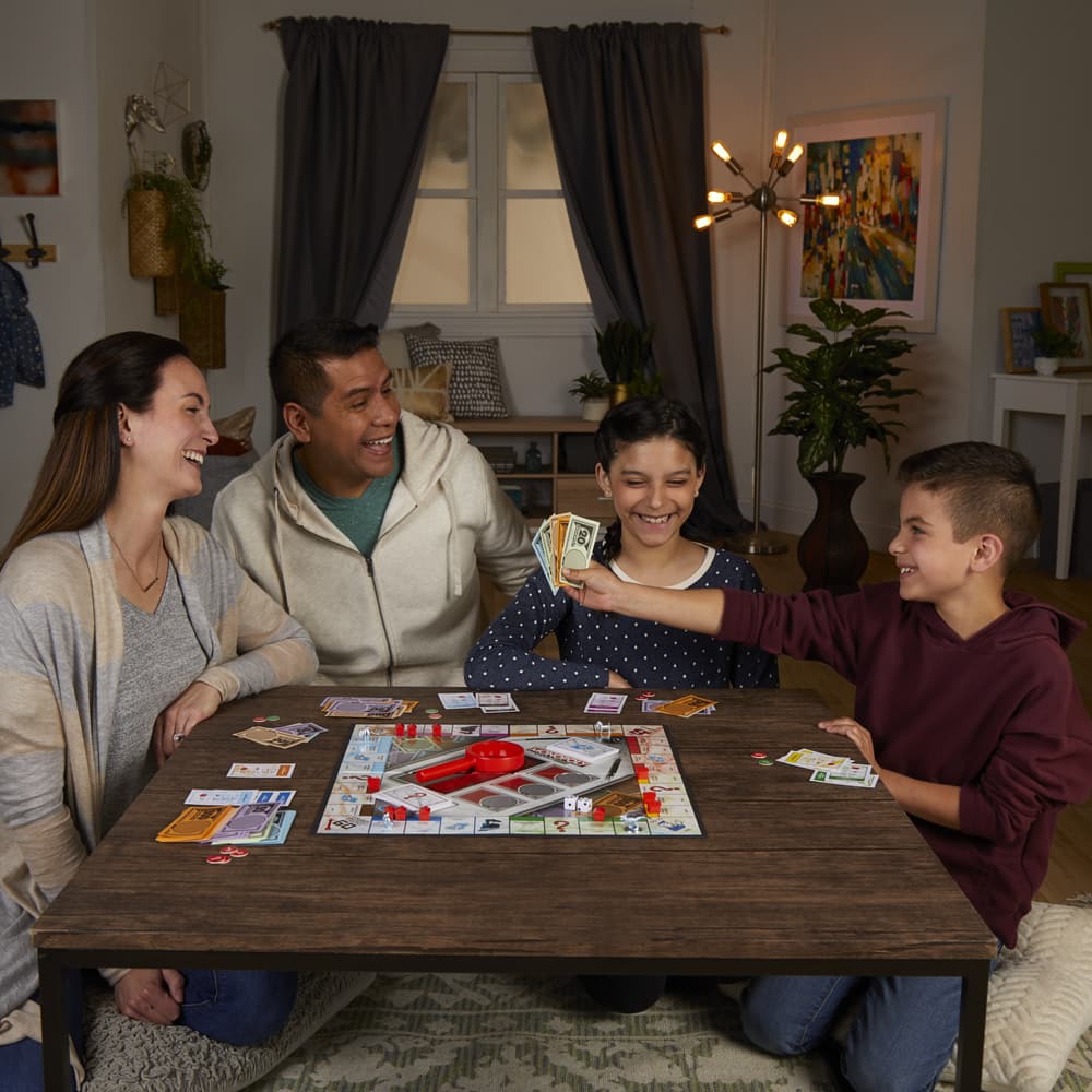 Monopoly Crooked Cash Board Game - Bilingual, Age 6+ | Canadian Tire