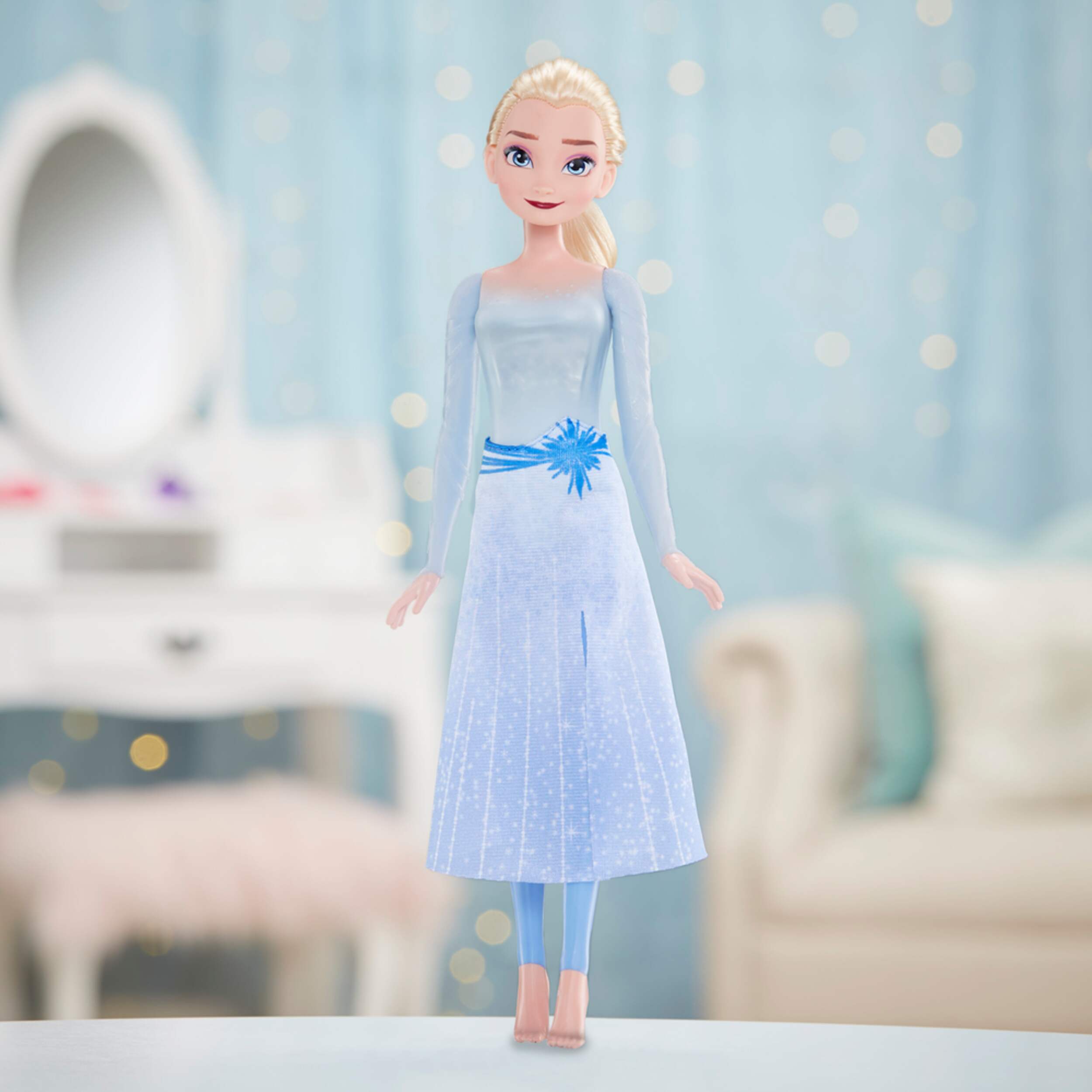 Hasbro Disney Frozen 2 Splash & Sparkle Elsa Doll Toy Set For Kids, Ages 3+ Front_Flat