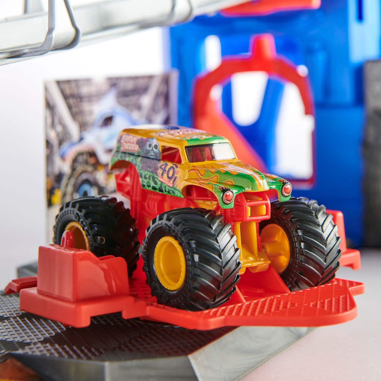 Monster Jam 1:64 Monster Garage Playset, Ages 3+