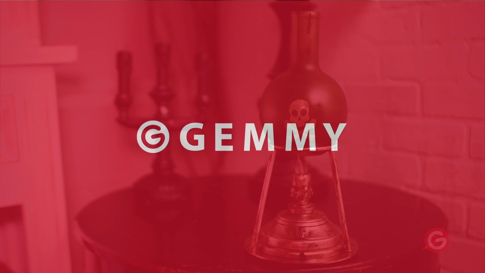 Animated Tabletop Misting Lab Beaker Prop with Batteries, Green, 5 3/4